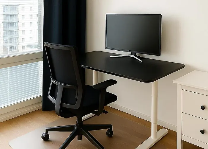 Modern, Bright 2 Bedroom With Great Views